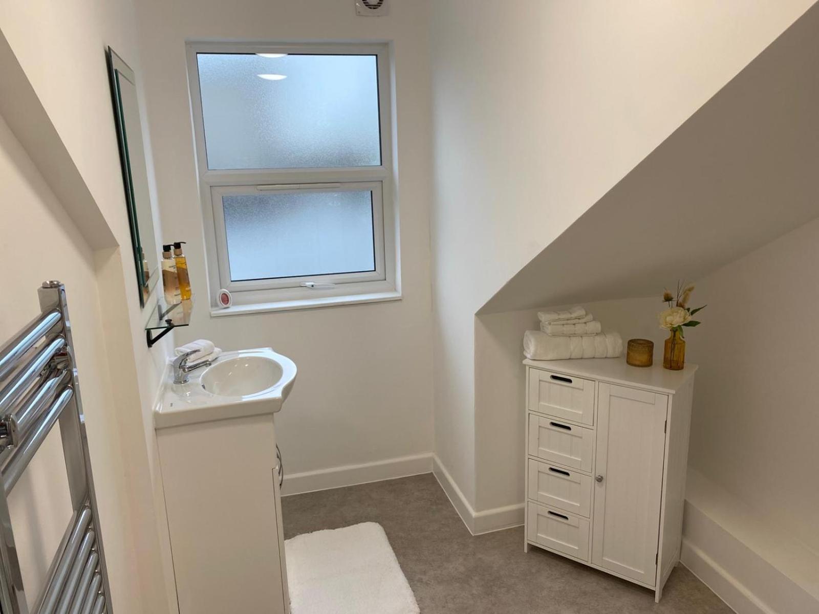 Stylish Apartment In Watford Вотфорд Екстер'єр фото